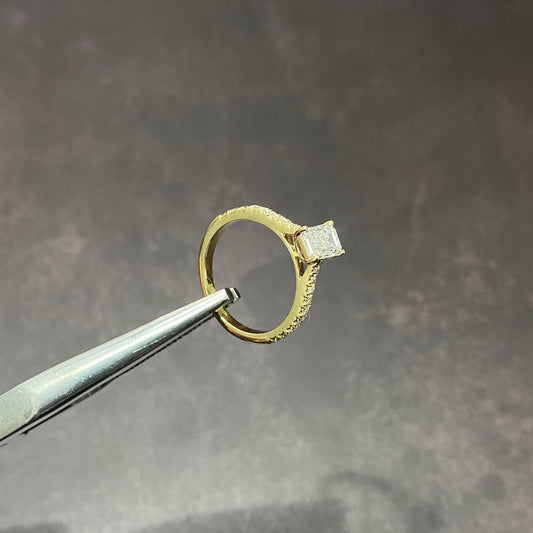 14K Yellow Gold Lab Diamond Emerald Cut Engagement Ring 1.28Ct Lab Dia Vs / 3.26gr / Size 6 3/4