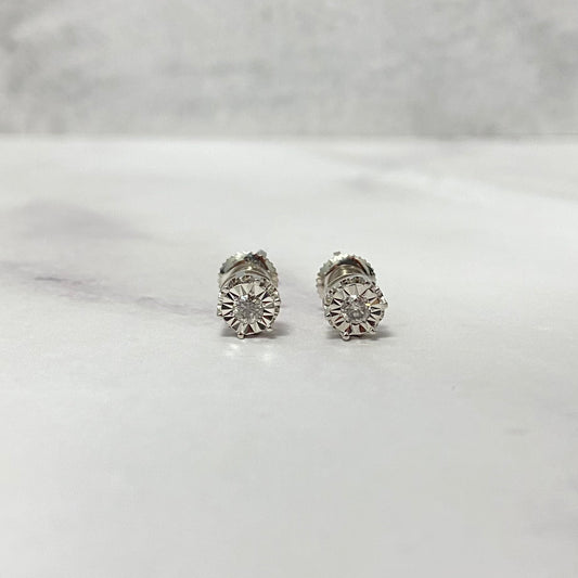 10K White Gold Diamond Round Fashion Stud Earrings 0.19Ct Dia / 1.16gr / 6mm