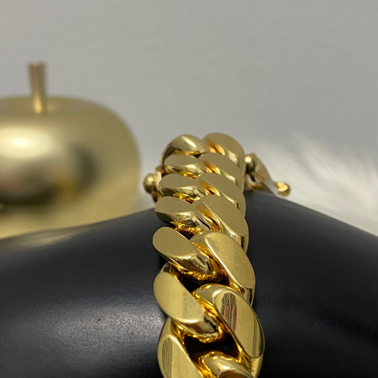 10K Yellow Gold Cuban Links Bracelet / 110.8gr / 13.2mm / 9in