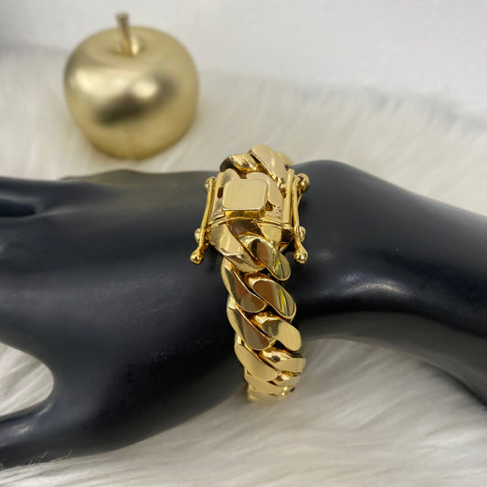 10K Yellow Gold Cuban Links Bracelet / 128.5gr / 15.2mm / 8in