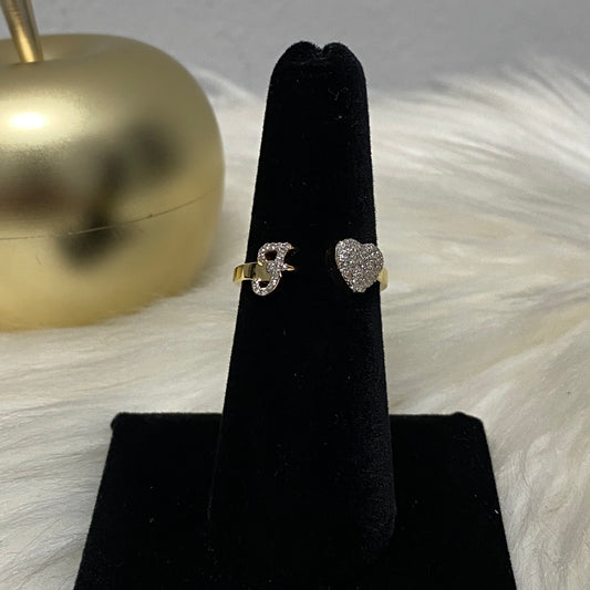 10K Yellow Gold Diamond Heart - Letter F Ring 0.18Ct Dia / 1.7gr / Size 6.5