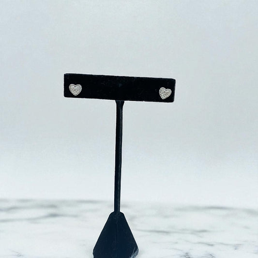 14K White Gold Diamond Heart Stud Earrings 0.28Ct / 1.7gr