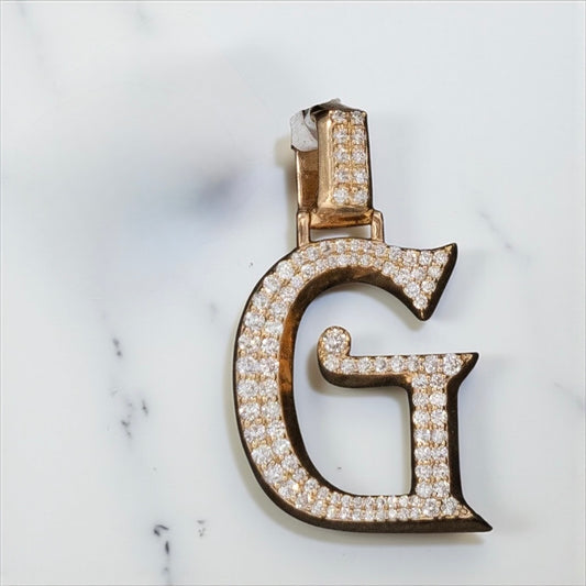 Letter G Pendant 14K Yellow Gold With Diamond / 3.9gr