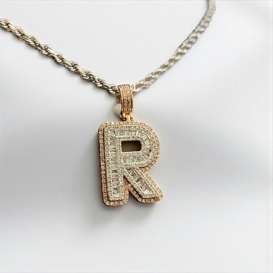 Letter R Pendant 10K Rose-White Gold With Diamond / 3gr