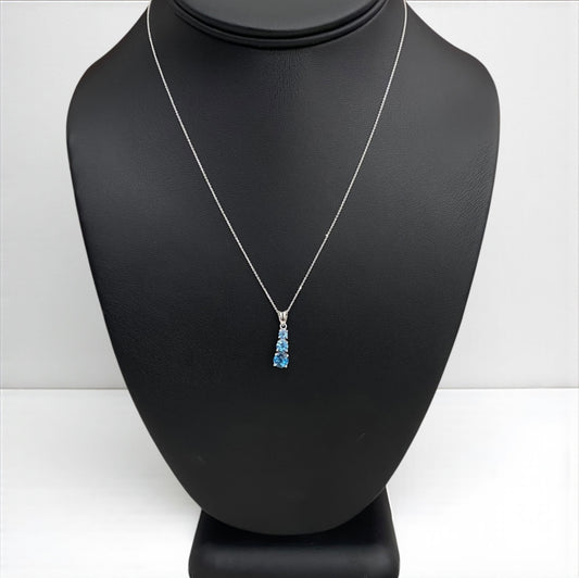 14K White Gold Diamond Luxury Jewelry Set Ct Dia Lab Blue / 1.6gr / 0.5mm / 16in