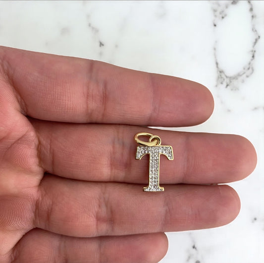 10K Yellow Gold Letter T Pendant Ct Dia / 1.2gr