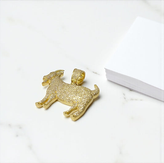 10K Yellow Gold Diamond Big Goat Pendant 1.69Ct Dia / 12.94gr / 1.5in