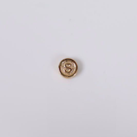 18K YG Letter S Textured Circle Ironwork / 0.2gr / 7mm /
