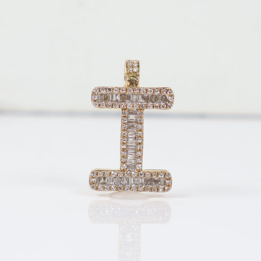 10K YG Diamond Baguette Letter I Pendant / 2.8gr / 0.8in / D-0.55Ct