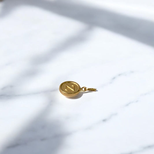 18K Yellow Gold Letter Z Pendant / 0.58gr