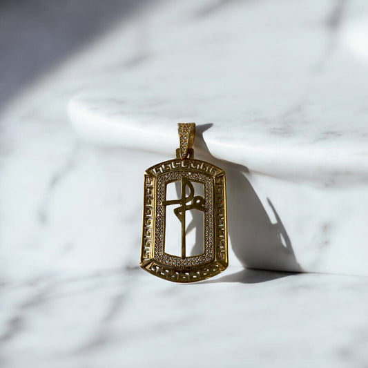 18K Yellow Gold Faith Silhouette Plate Pendant With Zircons / 13.3gr