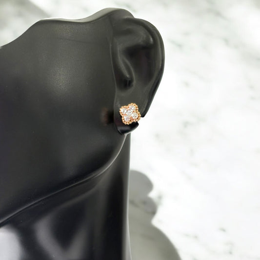 14K RG Diamond Flower Stud Earrings / 2.2 gr / 6mm / 0.25Ct Dia