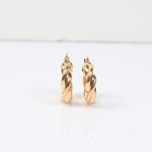 18K YG Twisted Hoop Earrings / 3.57gr / 0.8in /