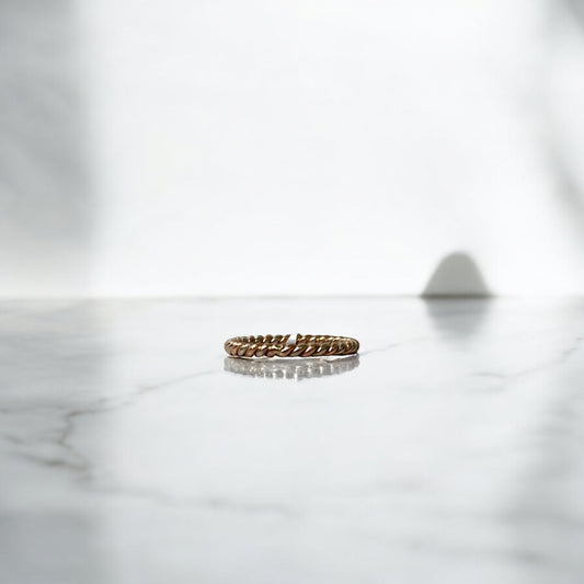 18K Three Colour Gold Rope Ring / 2.1gr / Size 5.5