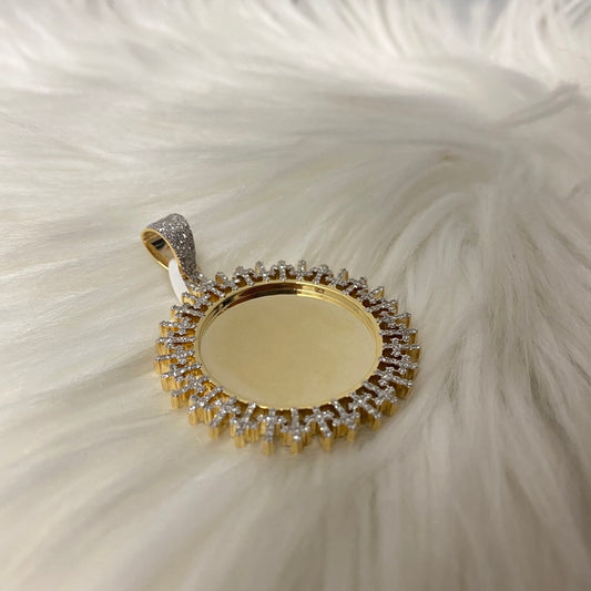 10K YG Diamond Memorial White Crosses Pendant / 16.42gr / 1.5 - 1.8 in / 0.94Ct Dia