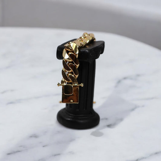 10K YG Cuban Links Bracelet / 169.4gr / 17.2mm / 8in /