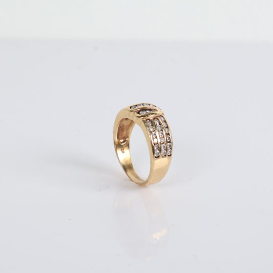 14K YG Diamonds Luxury Woman Rings / 4.6 gr / Sz 6 / Ct Dia