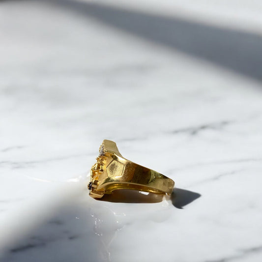18K Yellow Gold Arcangel San Miguel Ring With Zircons / 10.4gr / Size 10.5