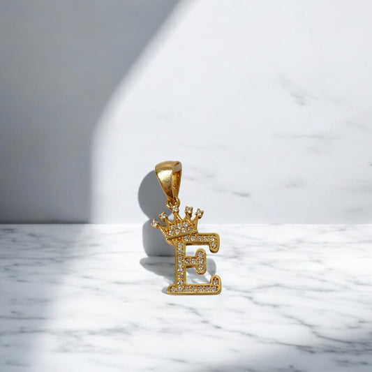 18K Yellow Gold Letter E Crown Pendant With Zircons / 1.72gr / 1in