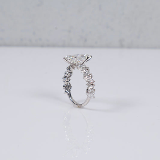 14K WG Lab Diamond Marquise Brilliant With Certificate Engagement Ring / 3.4gr / Sz 7 / 4.48 CTTW Lab VS / E-F