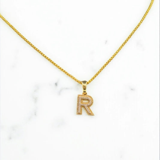 Letter R Pendant 10K Yellow Gold With Diamond / 1.5gr