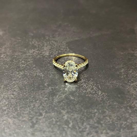 14K Yellow Gold Lab Diamond Oval Brilliant Engagement Ring 2.50Ct Lab Dia Vs / 2.73gr / Size 6 3/4