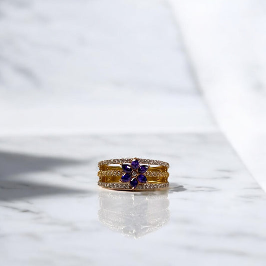 18K Yellow Gold Purple Three-Line Petal Flower Ring With Zircons / 3.8gr / Size 7.5