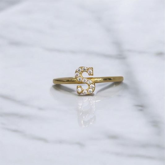 14K YG Letter S Ring / 1.34gr / Sz 7.5