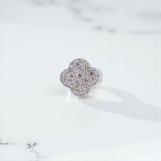 10K WG Reverse Diamond Clover Rings / 6.86gr / Sz 7 / D-1.25Ct