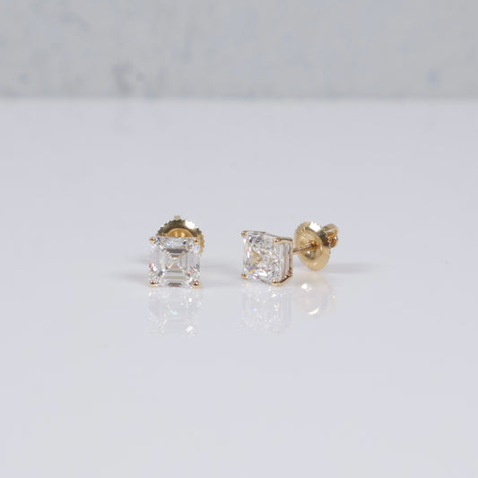 14K YG Lab Diamond Asscher Cut With Certificate Stud Earrings / 1.31gr / 6mm / 2.5 CTTW Lab VS / E-F