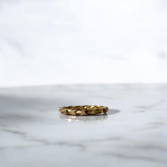 18K Yellow Gold Rope Ring / 1.8gr / Size 5.5