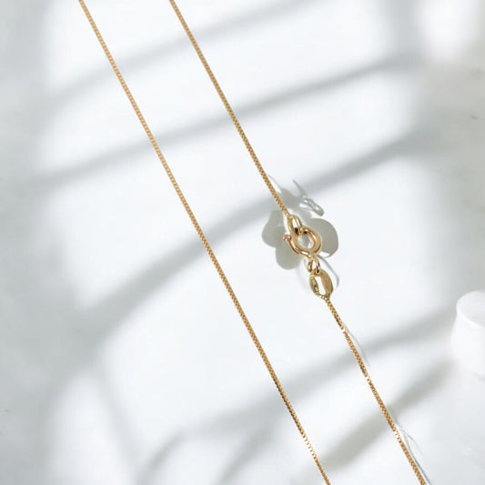 18K Yellow Gold Letter N Italics-Chain Box Link Jewelry Set With Zircons / 1.94gr / 0.6mm / 15.5in