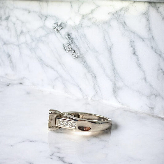 Princess Engagement Ring 14K White Gold With Diamonds / 7.8gr / Size 6.5