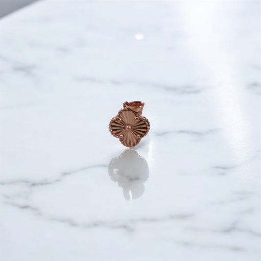 14K RG Diamond Cut Clover Pendant / 1.90gr / 11mm