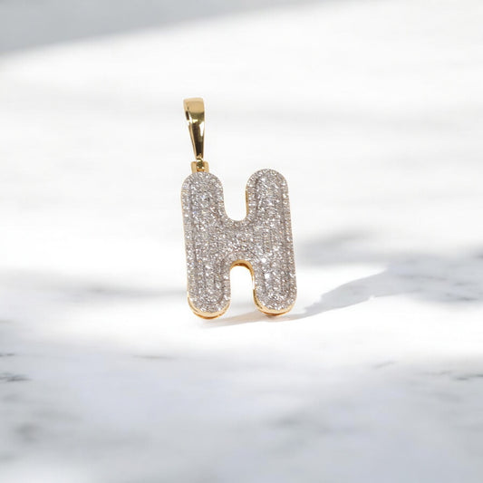 10K YG Diamond Letter H Pendant / 2.67gr / 1.1in / 0.54Wt Dia