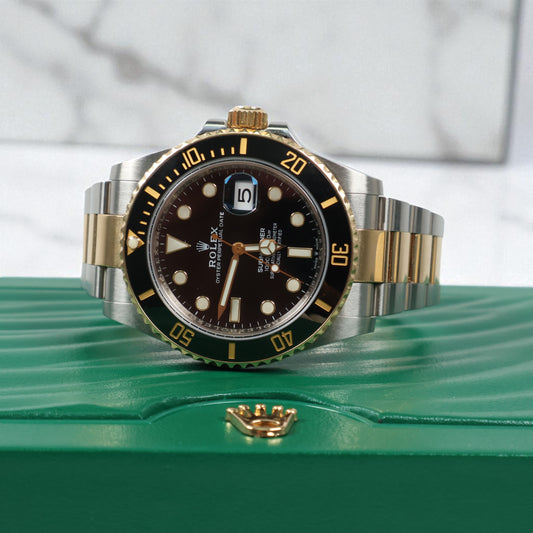 Rolex Submariner Date Ref 126613LN Black Dial Ceramic Bezel Stainless Steal 18K Yellow Gold Oyster Band Watch / 41mm