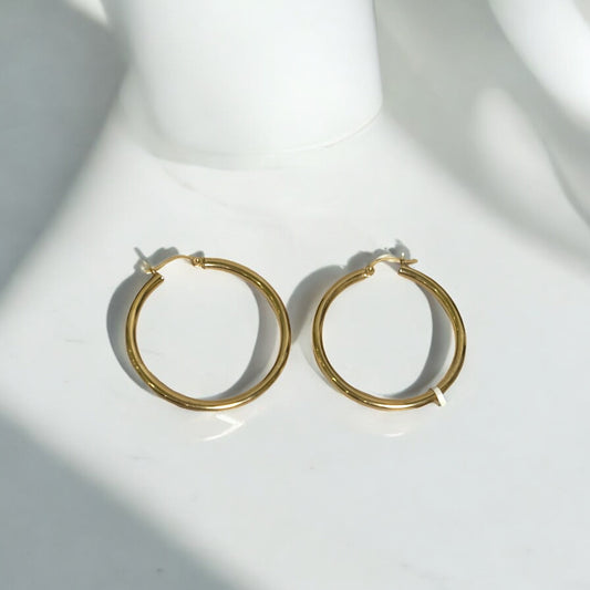 14K Yellow Gold Hoop Earrings / 3gr