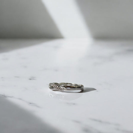 14K White Gold Diamond Fashion Rings Ct Dia / 2gr / Size 6.5