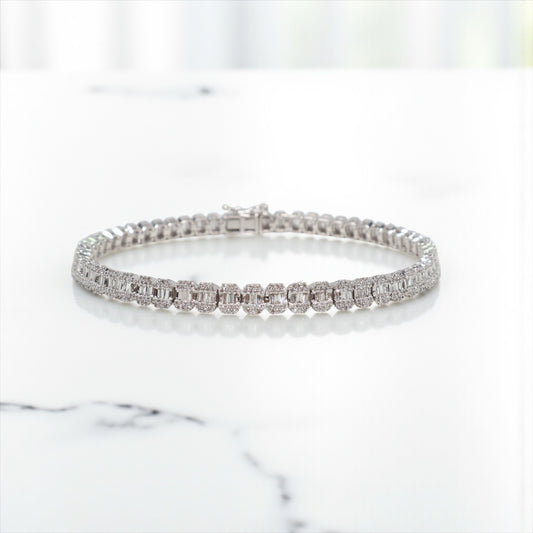10K WG Diamond Baguette Square Bracelet / 11.33gr / 5mm / 8in / D-2.50Ct
