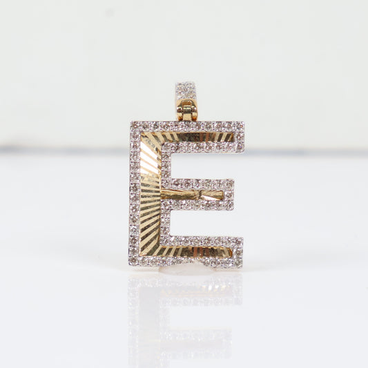 10K YG Diamond Letter E Pendant / 3.1gr / 0.8in / D-0.69Ct