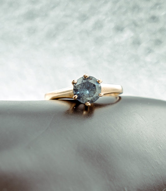 Blue Diamond Engagement Ring 10K Yellow Gold / 2.3gr / Size 6.5