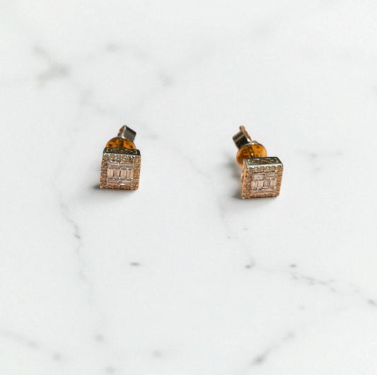 14K Yellow Gold Diamond Stud Earrings 0.70Ct / 2.2gr