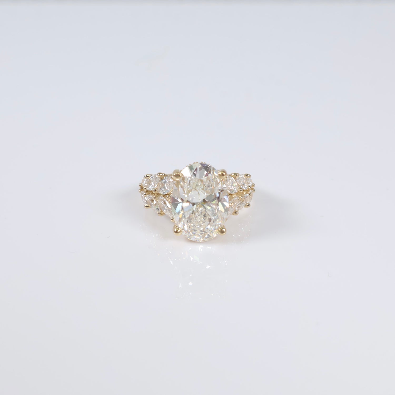 14K YG Lab Diamond Oval Cut Brilliant With Certificate Engagement Ring / 6.8gr / Sz 6 1/4 / 5.43Ct Lab Dia / F / VS1