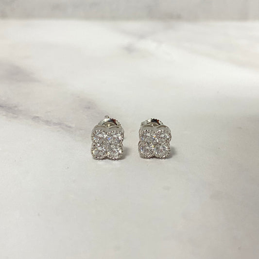 14K White Gold Lab Diamond Clover Stud Earrings 1Ct Lab Dia Vs / 1.96gr / 7mm