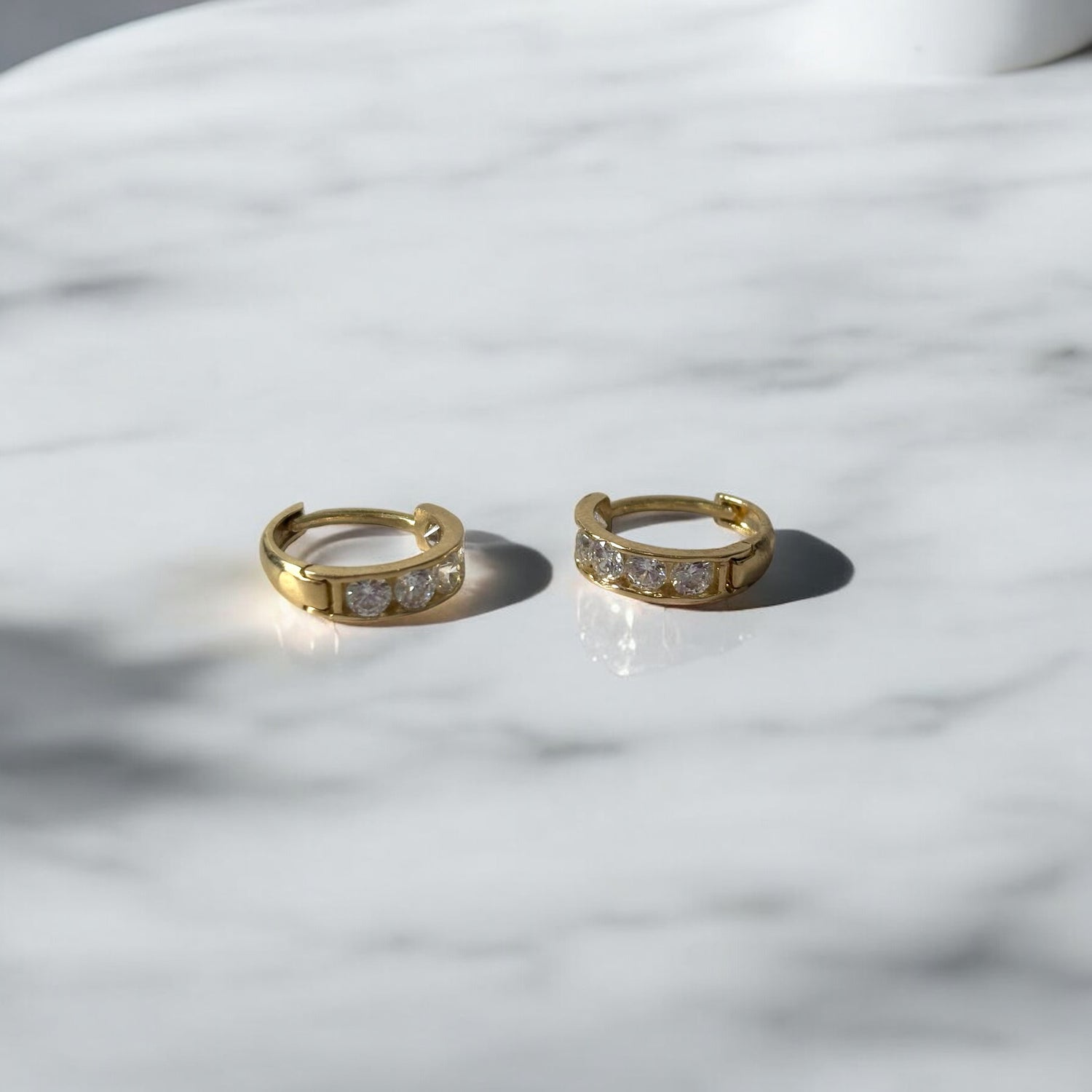 14K Yellow Gold Luxury Huggie Hoop Earrings With White Zircons / 1.2gr