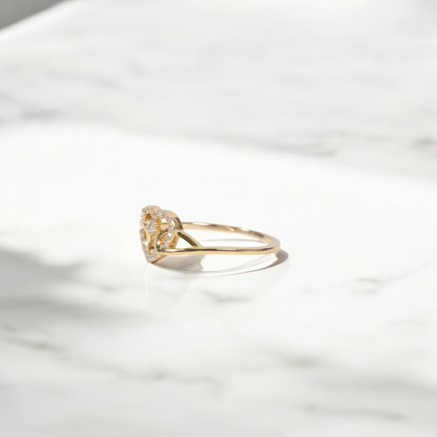 10K YG Diamond Heart Rings / 1.5gr / Sz 6 3/4 / 0.13Wt Dia