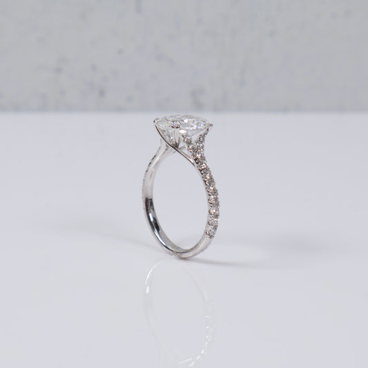 14K WG Lab Diamond Oval Cut Brilliant With Certificate Engagement Ring / 2.73gr / Sz 7 / 3.03 CTTW Lab VS / E-F