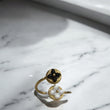 14K Yellow Gold Flower Black/White Ring / 2.3gr / Size 8