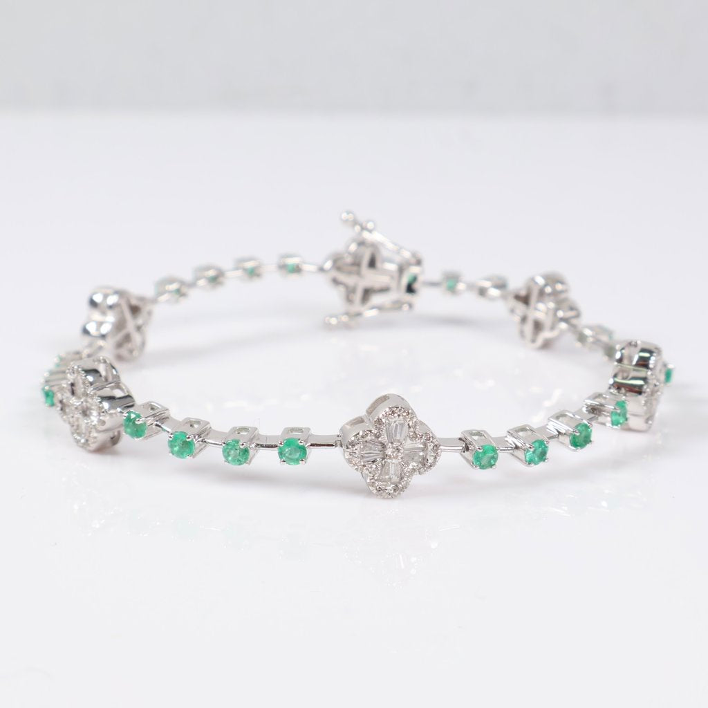 14K WG Diamond Clover With Emerald Bracelet / 11.3gr / 2.5mm / 7in / 1.40Ct / VS2-SI / G-H / 2.05Ct Eme