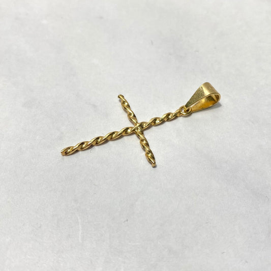 18K YG Cross Pendant / 1.06gr / 1.4in /